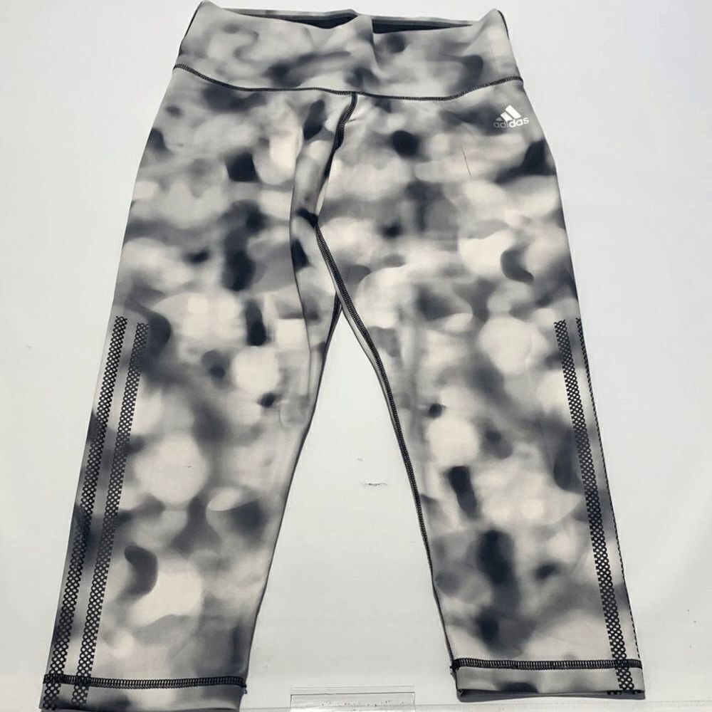 Adidas Climalite Cropped Legging Size Small